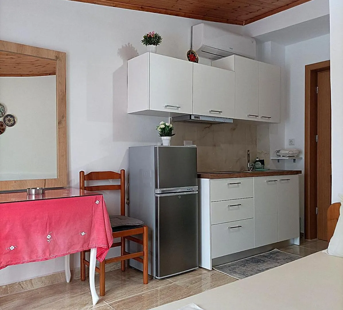 Villa Mihal Apartments Ksamil
