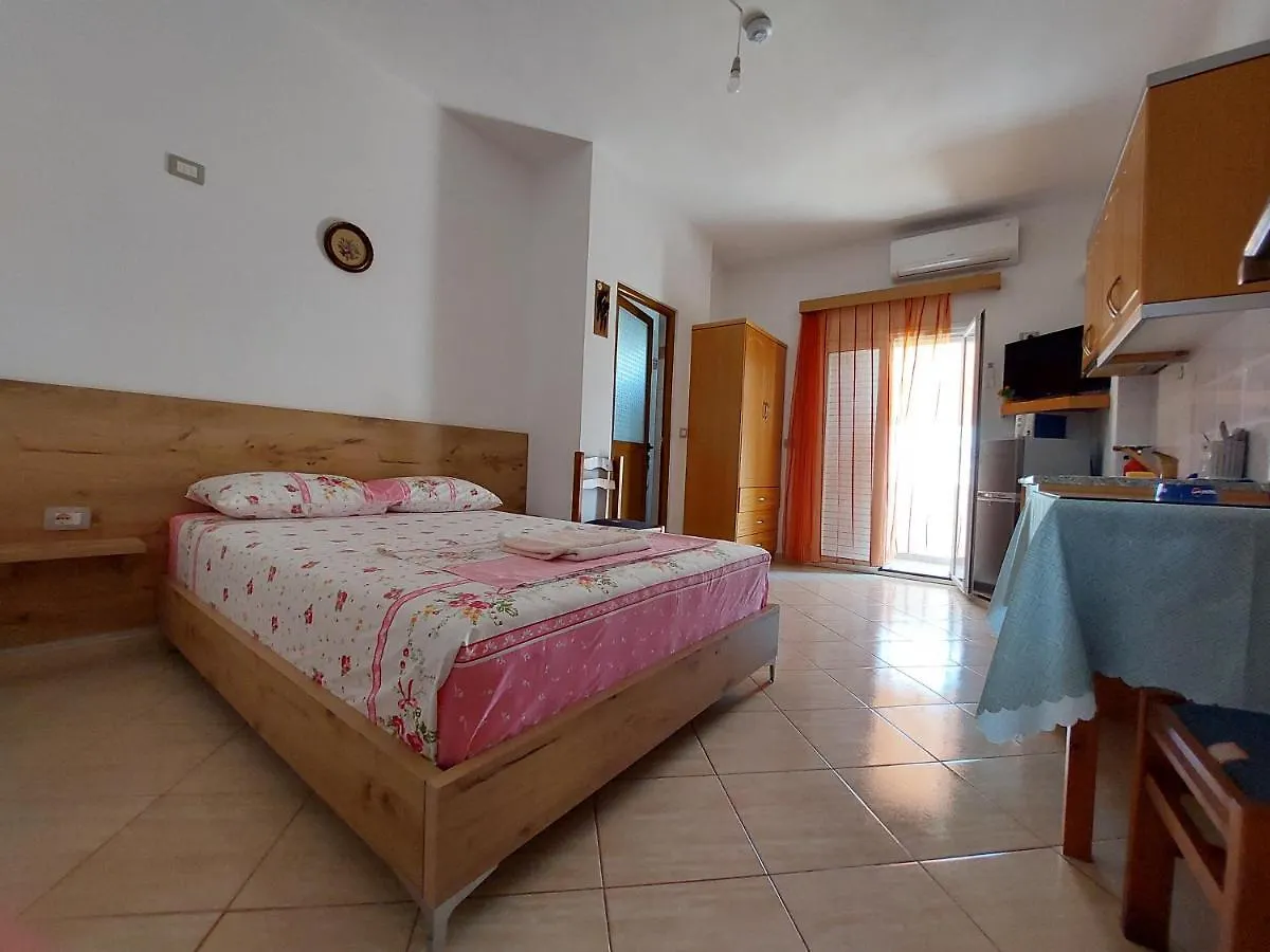 Villa Mihal Apartments Ksamil