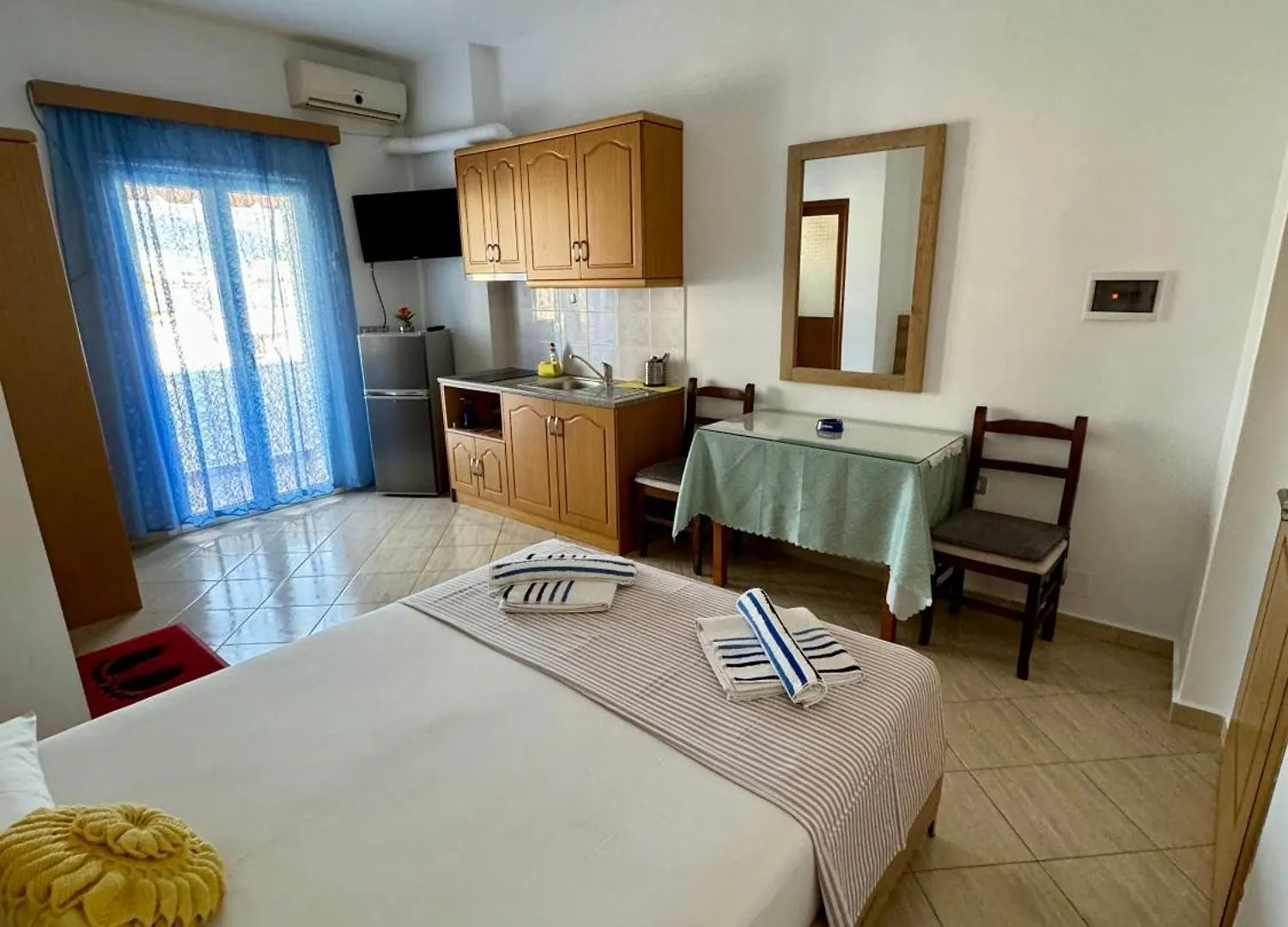 Villa Mihal Apartments Ksamil