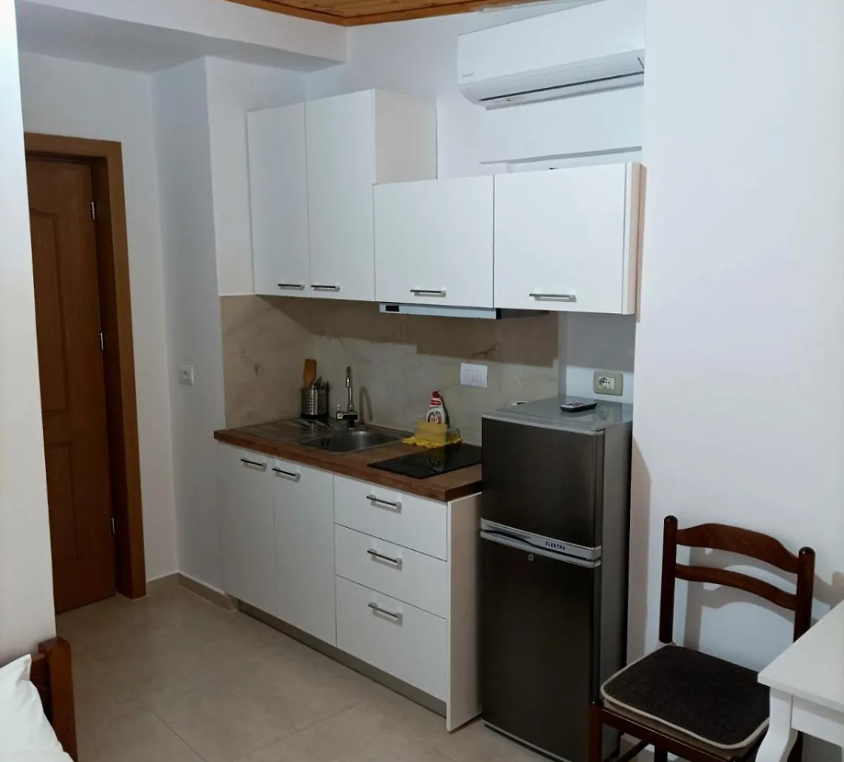 Villa Mihal Apartments Ksamil 0*,  Albania