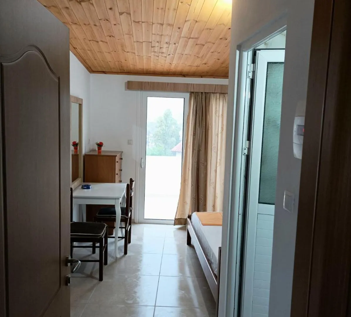 Villa Mihal Apartments Ksamil